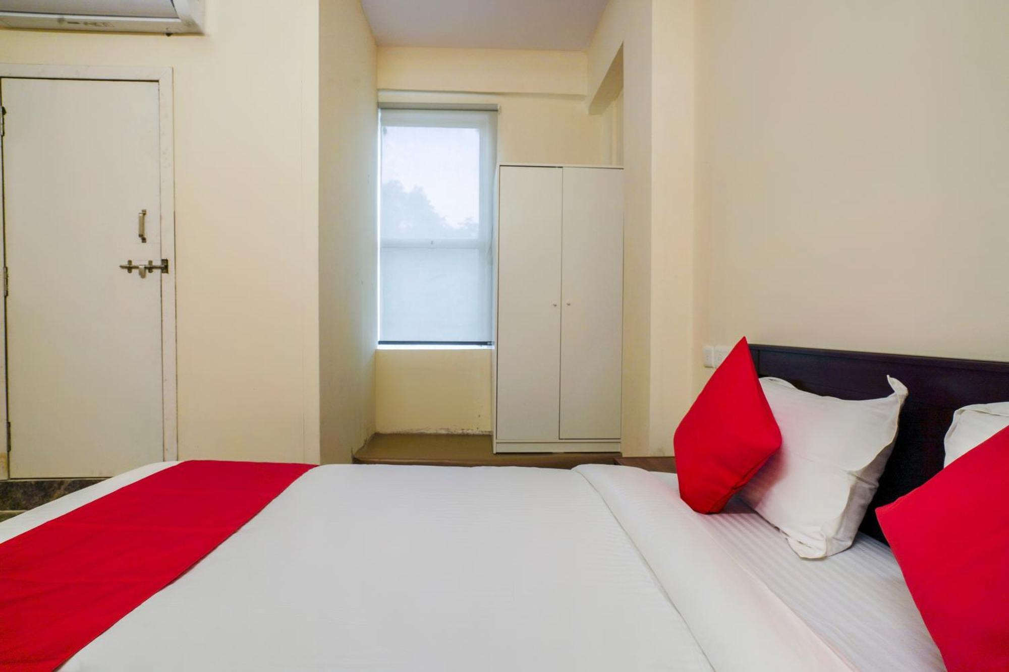Hotel O Alpine Glow Zenith Χιντεραμπάντ Εξωτερικό φωτογραφία